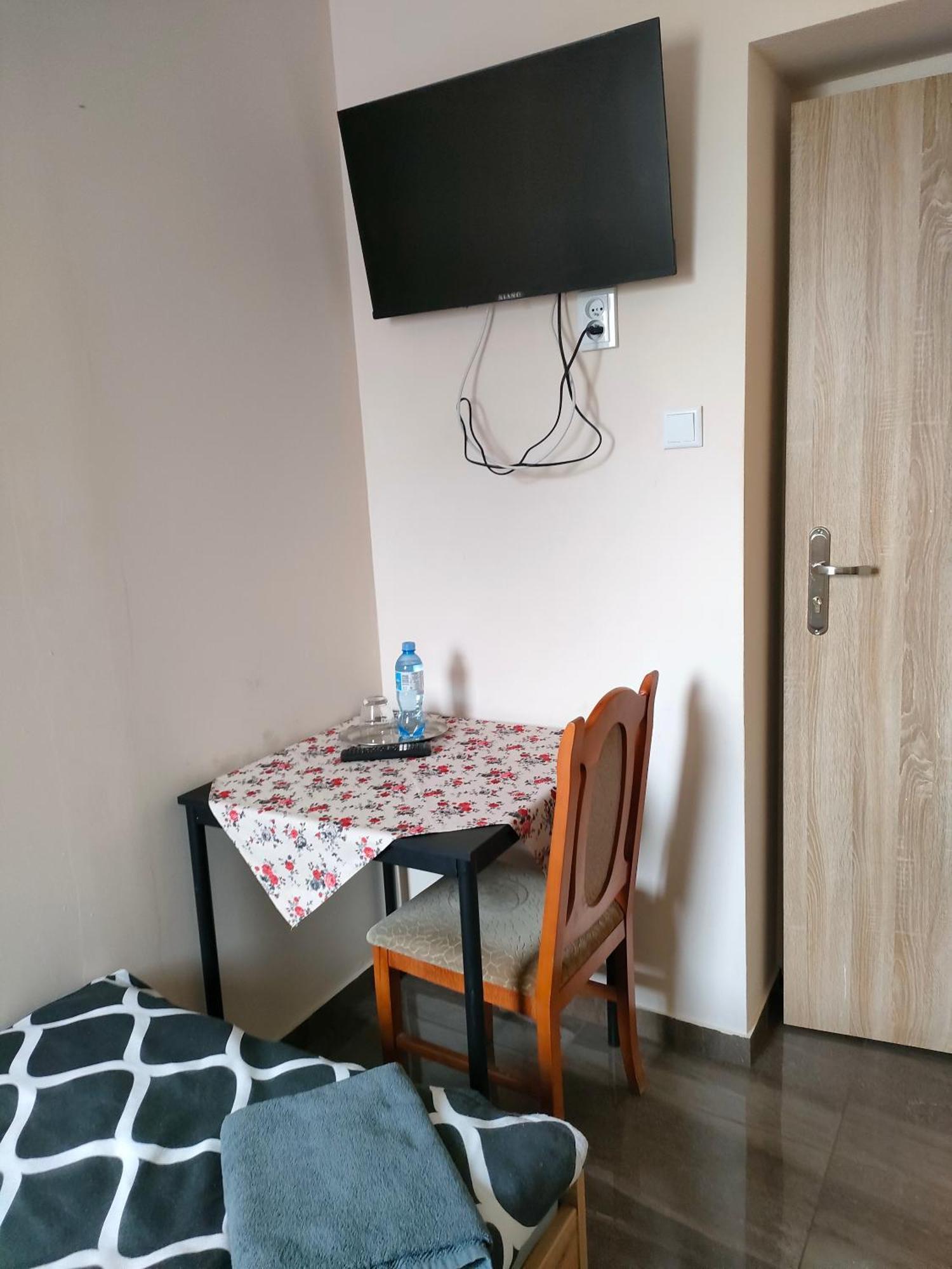 Dworek Zawadzkich Kruszyn  Quarto foto